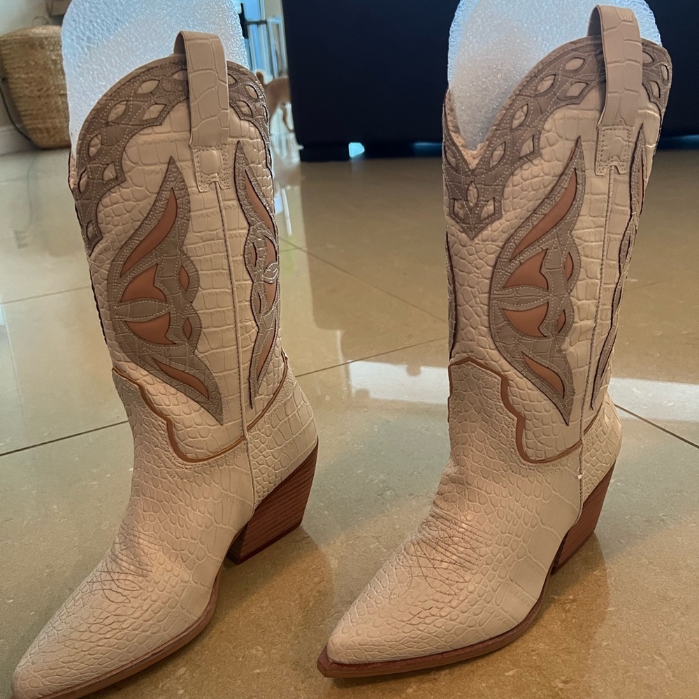 Steve Madden Wynter Bone Western Boot | BRAND NEW IN BOX